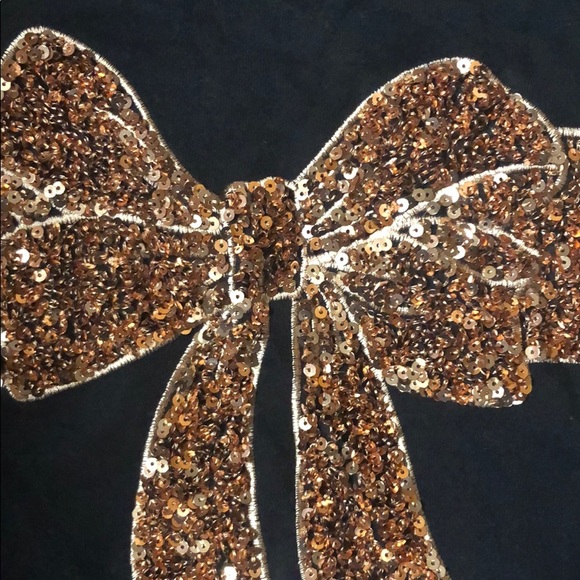 Black sweatshirt with gold bow on it very pretty - Picture 2 of 3